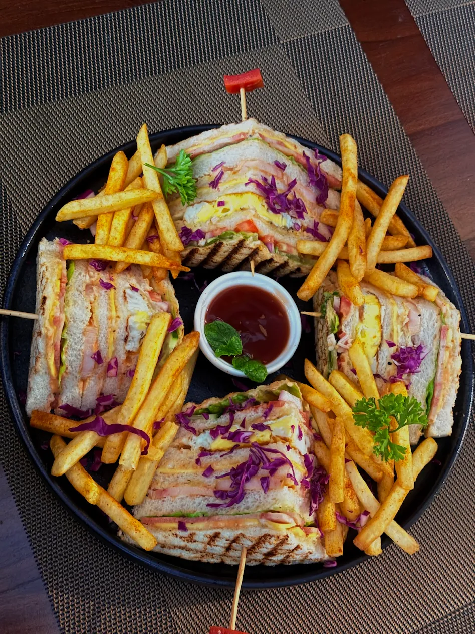 Club sandwich platter